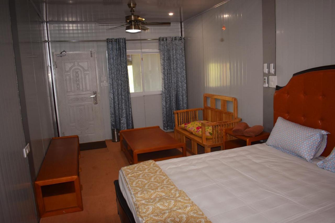 Private Rooms With International Airport View Nuova Delhi Esterno foto
